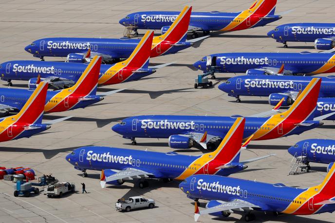 Des Boeing 737 MAX, à l’aéroport de Victorville, en Californie, le 26 mars.