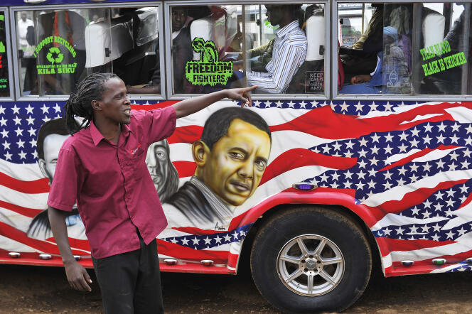 Un chauffeur de « matatu » à Nairobi, en juillet 2015.
