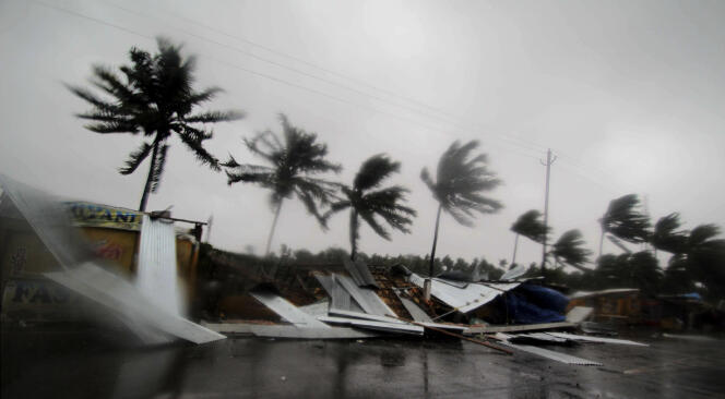 En périphérie de Puri, dans l’Etat indien d’Odisha où ont été enregistrés des vents dépassant 200 km/h lors du passage du cyclone Fani, le 3 mai.