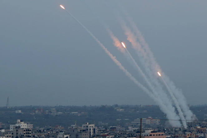 Des roquettes tirées depuis Gaza, le 5 mai.