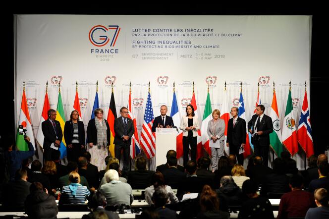 Les ministres de l’environnement du G7 – dont, au centre, le Français François de Rugy – ont adopté une charte pour la biodiversité à Metz, le 6 mai.