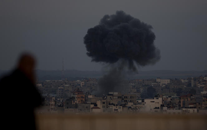 Frappe aérienne israélienne à Gaza, le 5 mai. Tsahal a déclaré avoir répondu à 450 roquettes tirées depuis le territoire palestinien.