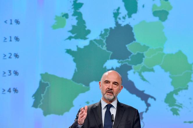 Pierre Moscovici, commissaire européen aux affaires économiques et financières, à la fiscalité et aux douanes, à Bruxelles, le 7 mai.