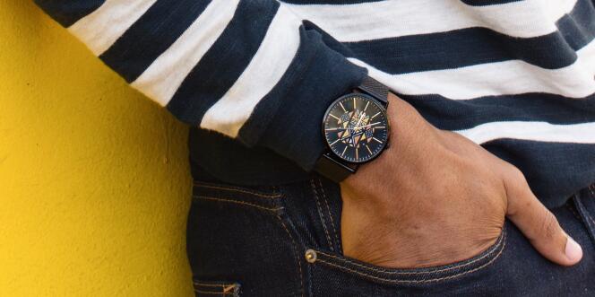 Une montre de la marque sénégalaise Mathydy, conçue et assemblée à Dakar.