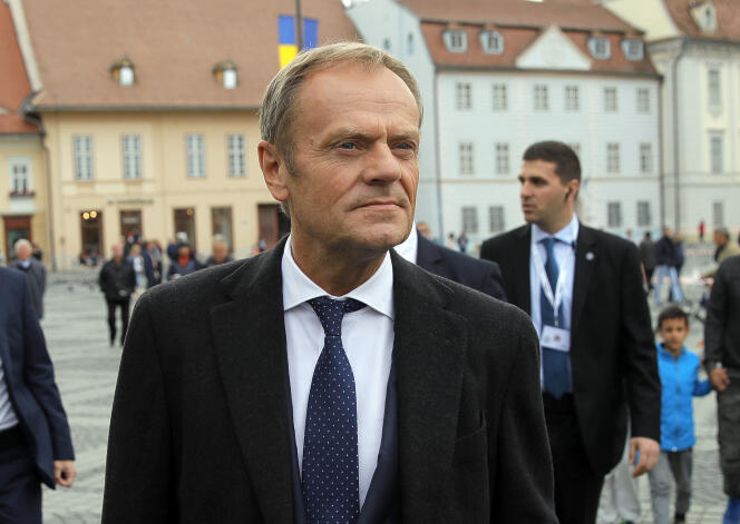 Le président du Conseil européen, Donald Tusk, à Sibiu, en Roumanie, le 8 mai.