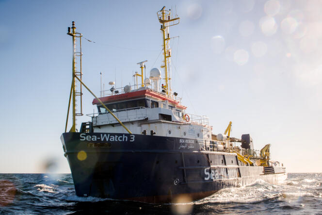 Le navire « Sea-Watch 3 », près de la côté libyenne le 19 décembre 2018.
