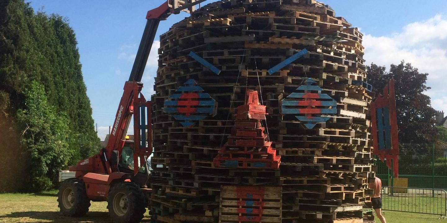 A Ecouché-les-Vallées, qui a volé les palettes de la Saint-Jean ?