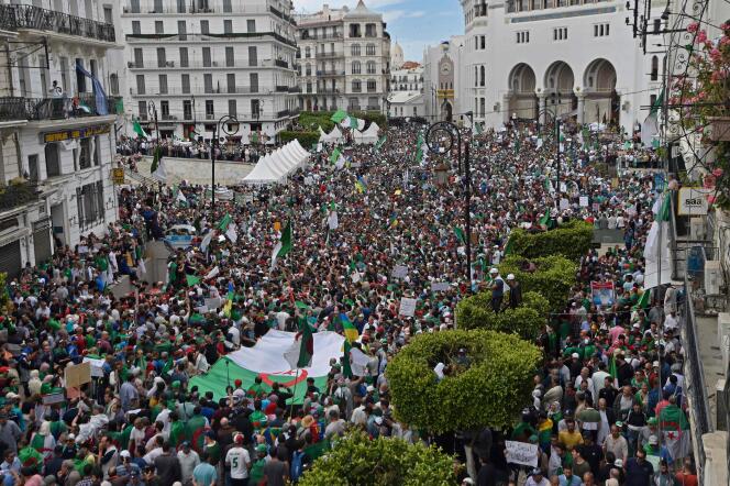 Manifestation à Alger, le 17 mai.