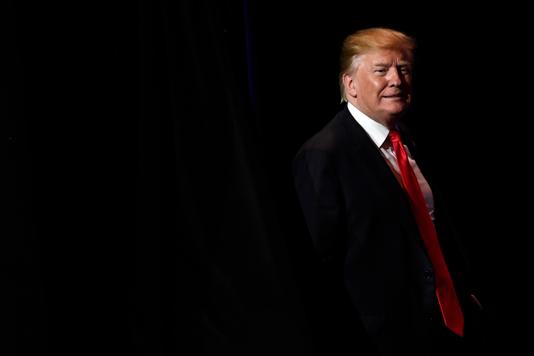 Donald Trump fustige le « protectionnisme » européen.