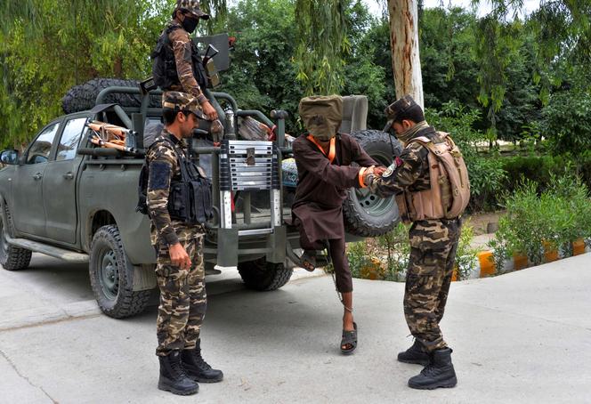 Afghanistan: lOtan à la rescousse de larmée pour 