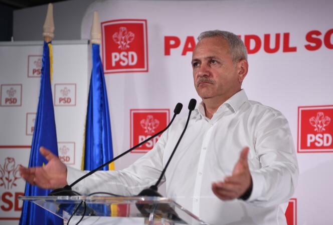Liviu Dragnea, chef du Parti  Parti social-démocrate, à Bucarest, le dimanche 26 mai.
