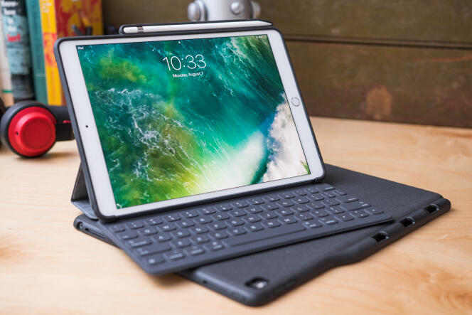 La coque Khomo Companion est le meilleur choix si vous utilisez l’Apple Pencil, le clavier Smart Keyboard ou le Smart Cover.