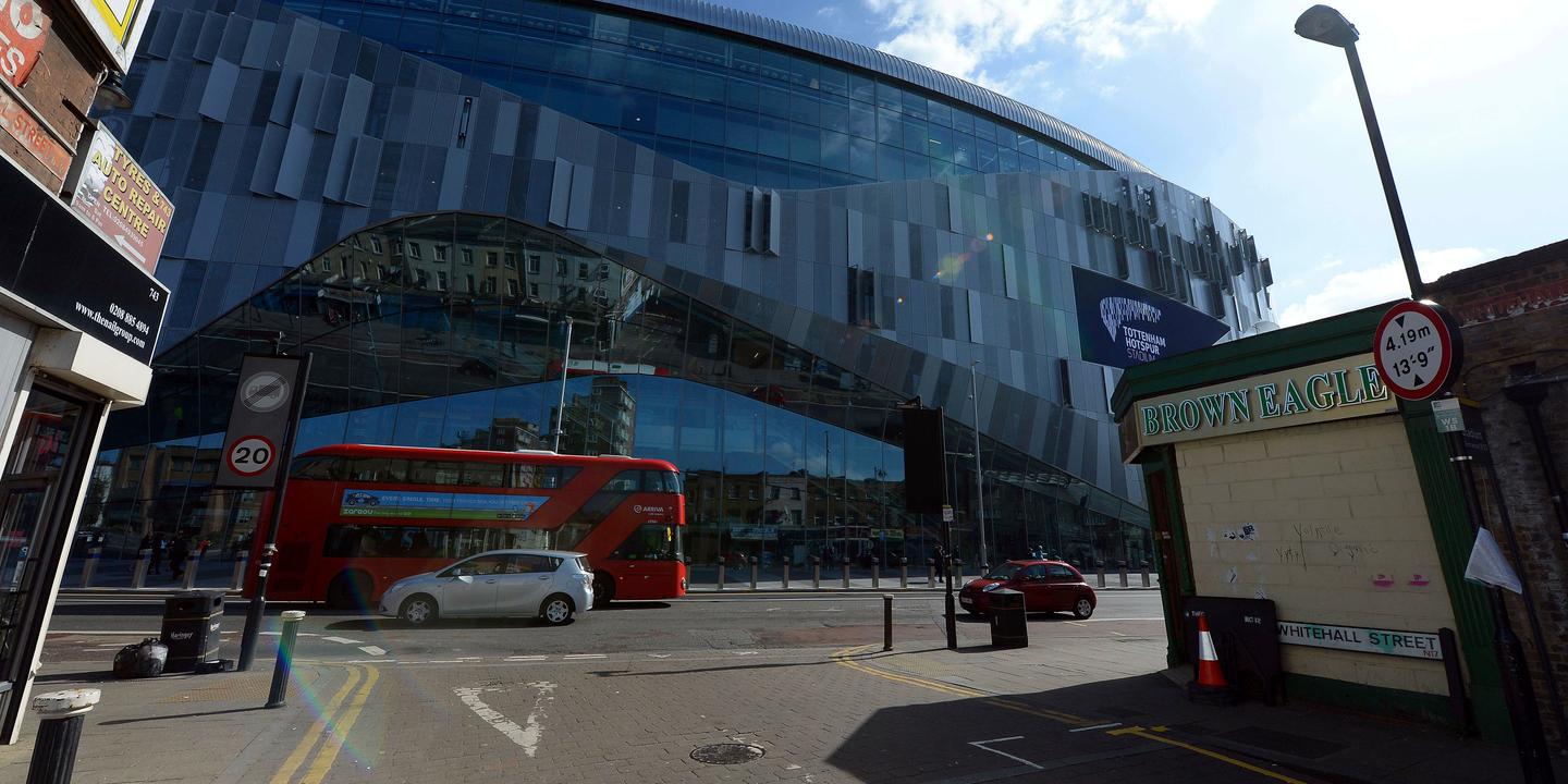 Combien De Clubs De Foot A Londres Tottenham, Arsenal, Chelsea… à Londres, des clubs de football entre  attachement historique et gros profits