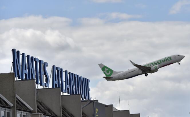 En termes de capacité, l’aérogare de l’aéroport de Nantes-Atlantique sera agrandi pour permettre l’accueil de 11,4 millions de passagers par an à l’horizon 2040, contre 6,2 millions en 2018.