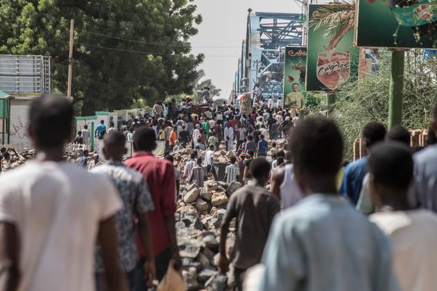 Mardi, le général Abdel Fattah Al-Burhane a confirmé à la télévision nationale que toutes les négociations avec l’opposition civile étaient considérées comme nulles et remplacées par des élections dans un délai de neuf mois.