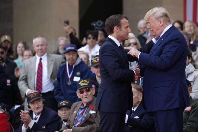Emmanuel Macron et Donald Trump pendant la commémoration du débarquement allié du 6 juin 1944, en Normandie, le 6 juin 2019.