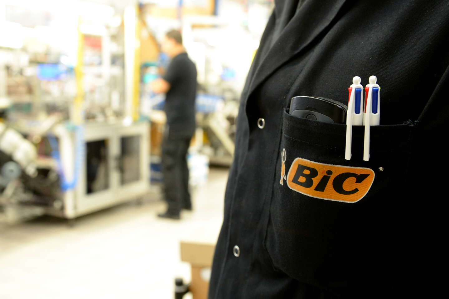 Bic va supprimer 450 postes administratifs dans le monde, dont une centaine  au siège de l'entreprise à Clichy