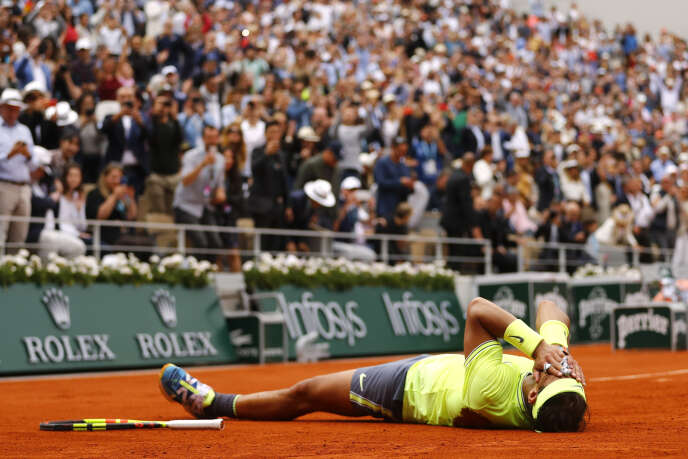 L’Espagnol Rafael Nadal, après sa victoire contre l’Autrichien Dominic Thiem à Roland-Garros, à Paris, le 9 juin.