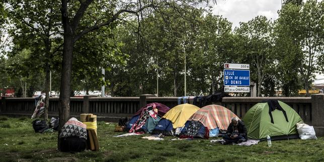 Immigration : les camps du nord de Paris au cœur de la campagne des municipales