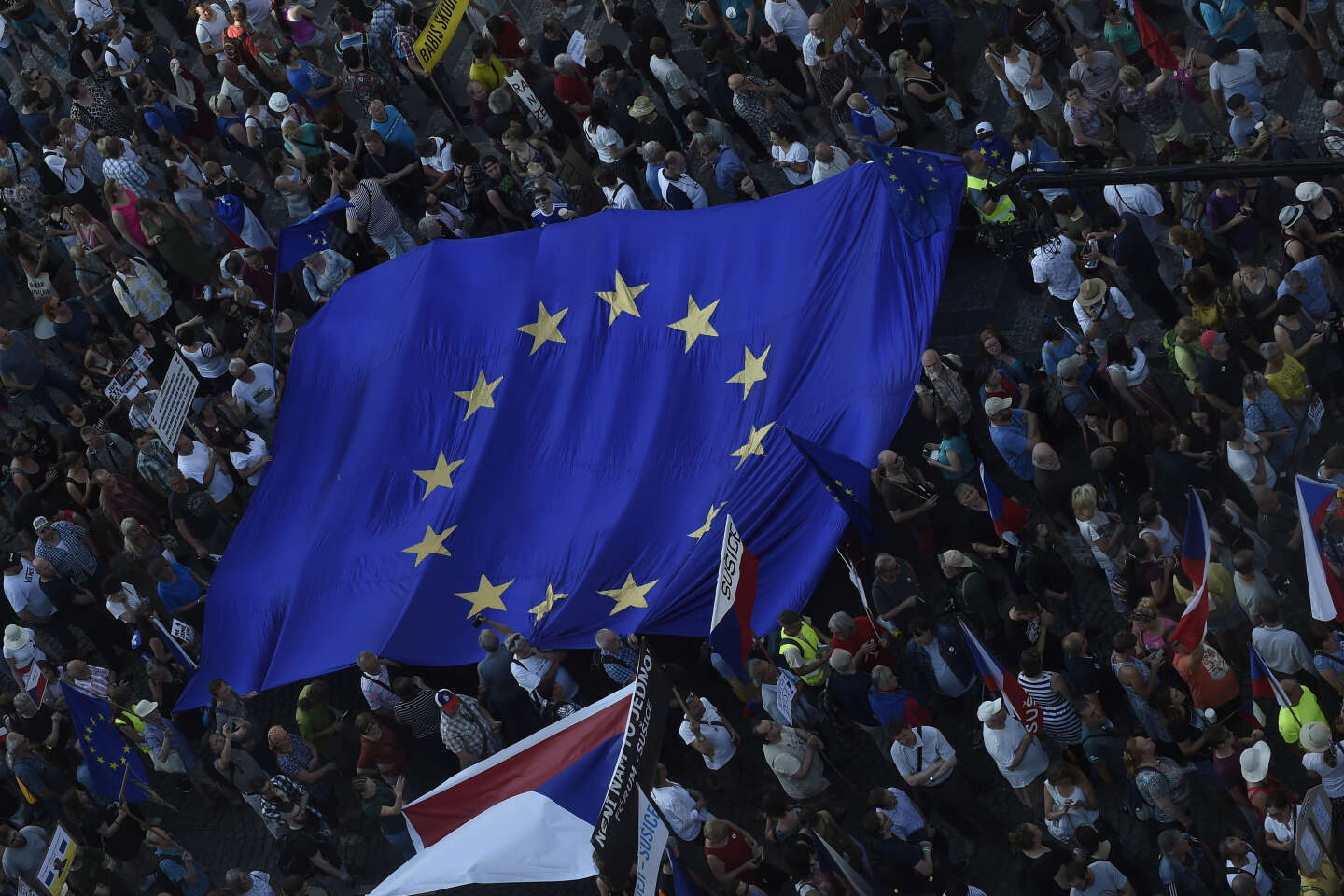 Après les élections, quels sont les nouveaux clivages européens ?
