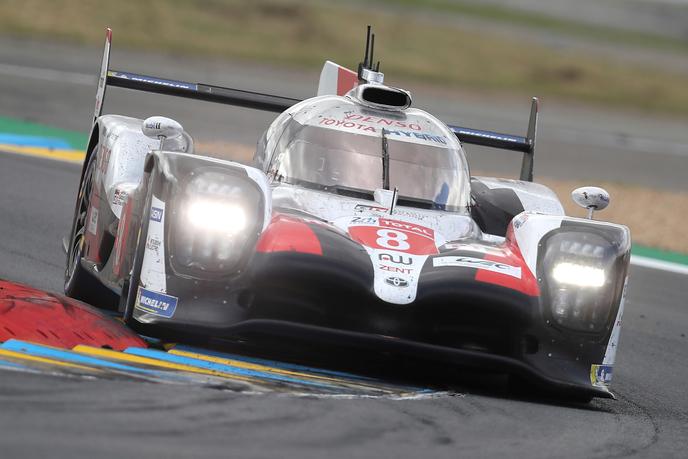 Au volant de la Toyota n° 8, l’Espagnol Fernando Alonso, le Japonais Kazuki Nakajima et le Suisse Sébastien Buemi ont remporté les 24 Heures du Mans, comme en 2018.