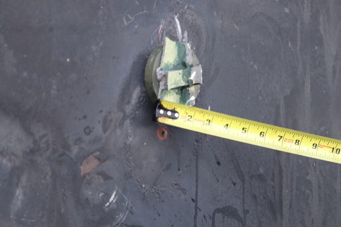Cet objet circulaire aurait servi dâaimant pour une mine non explosÃ©e, selon le Pentagone qui a fourni de nouvelles photos le 17 juin, aprÃ¨s lâattaque de deux navires en mer dâOman le 13 juin.