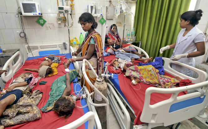 Le Sri Krishna Medical College Hospital de Muzaffarpur, dans l’Etat indien du Bihar, est débordé par une épidémie d’encéphalite affectant les enfants.