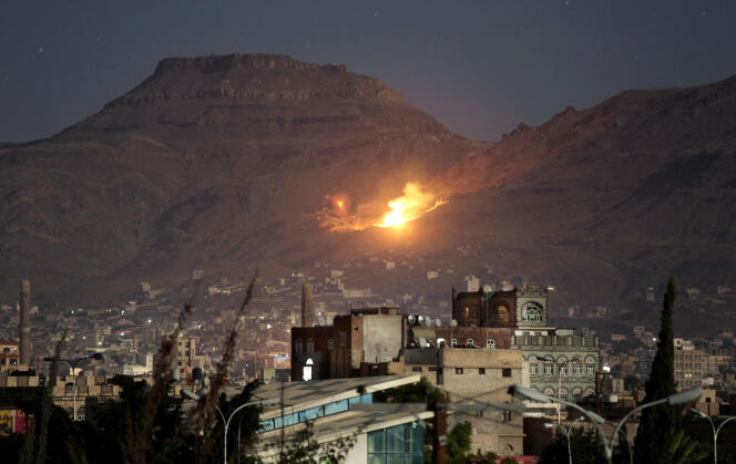 Bombardement de l’Arabie saoudite sur Sanaa, au Yémen, en octobre 2014.
