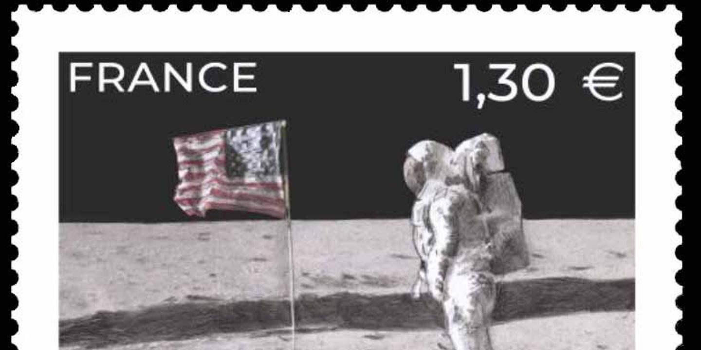 Lot de 150 timbres différents pour collectionneurs Motif espace et missiles