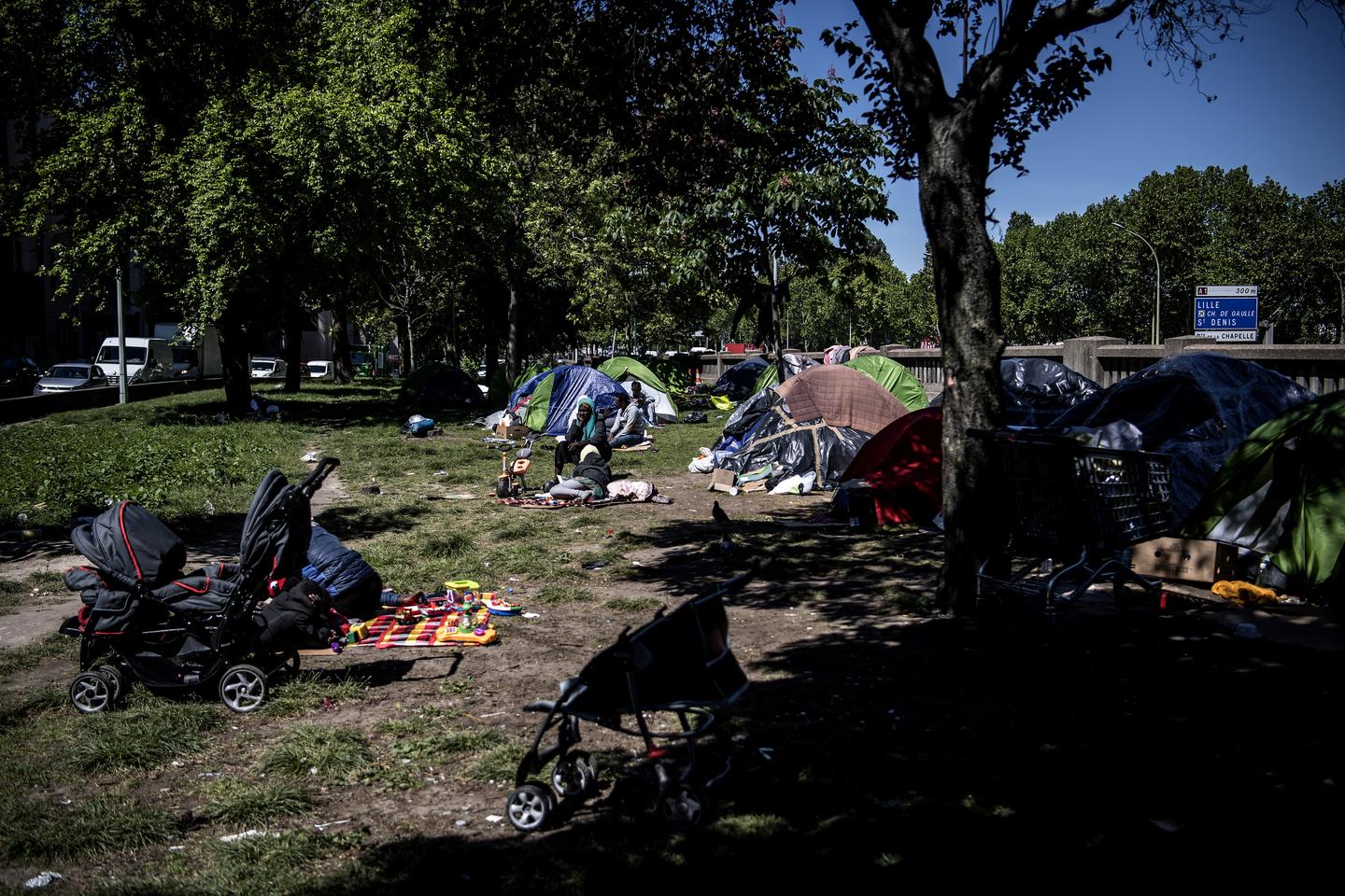 Migrants : plusieurs campements démantelés dans le nord de Paris