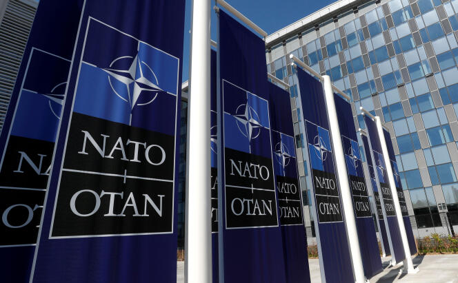 Au siège de l’OTAN, le 19 avril, à Bruxelles.