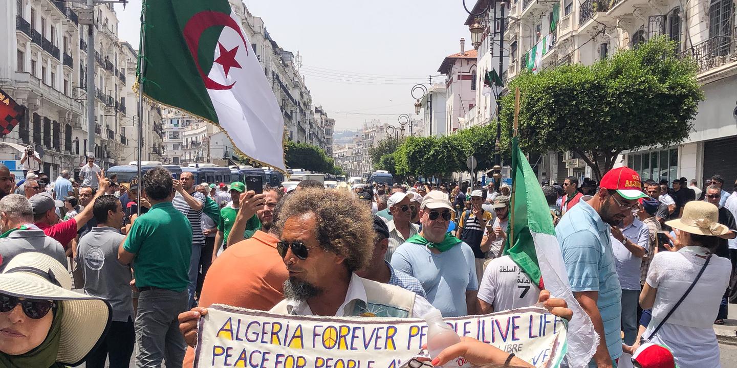 La Fete De L Independance Moment Critique Pour La Contestation En Algerie