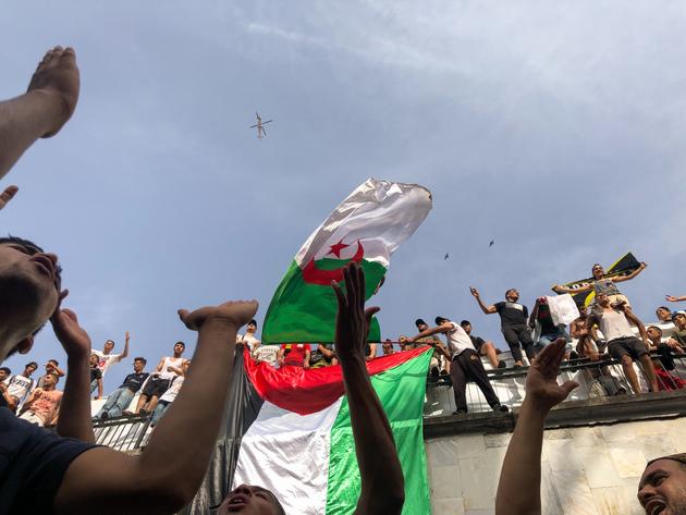 Des supporteurs du club USM El Harrach.