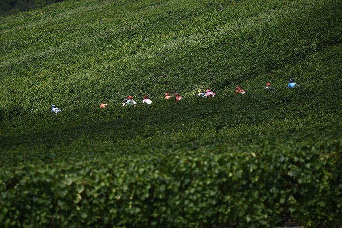 In fact, whatever happens, we will remember this stage of Épernay.