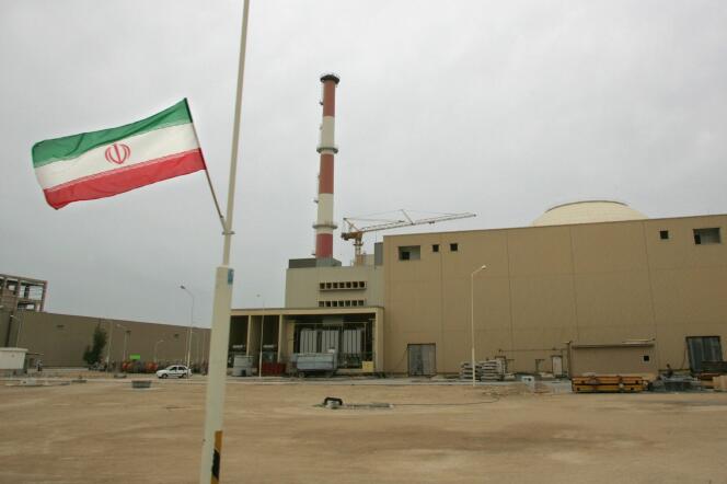 La centrale nucléaire de Bushehr, en Iran, le 3 avril 2007.