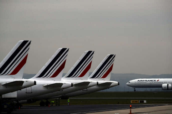 Les avions Air France sur le tarmac de lâaÃ©roport Roissy-Charles de Gaulle, en mai.