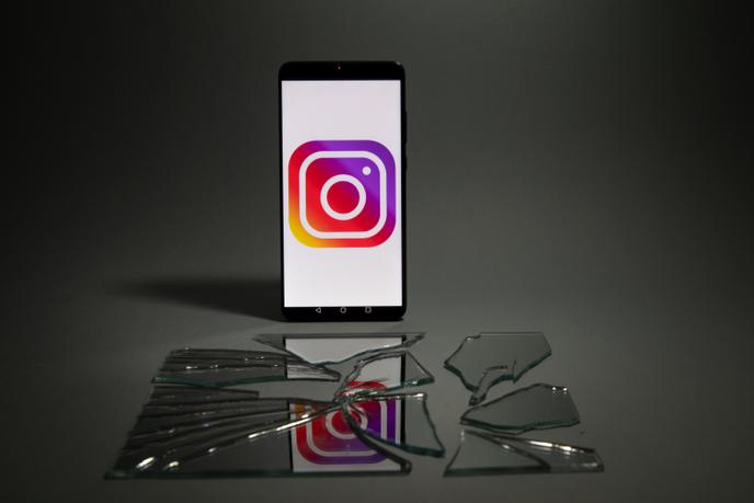 Sur Facebook Et Instagram Un Acces Restreint Qui Ne L Est Pas