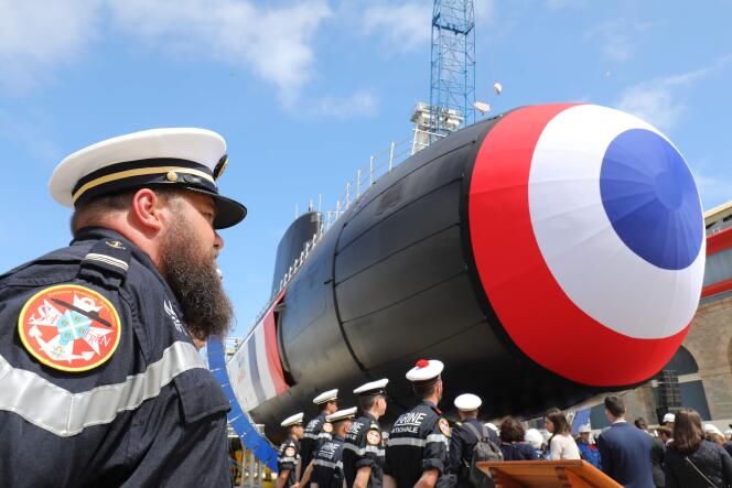 Le « Suffren », sous-marin nucléaire d’attaque, à Cherbourg, le 12 juillet 2019.