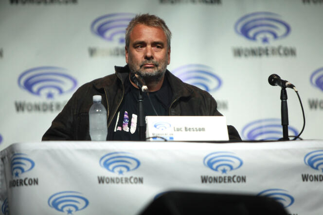 Luc Besson parle de son film « Lucy » à la convention WonderCon, au Anaheim Convention Center, en Californie, en 2014.