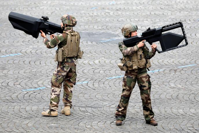 L Armee Francaise En Appelle A La Science Fiction Pour Anticiper Les Menaces Du Futur