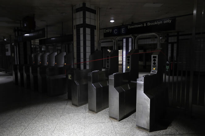 Panne d’électricité dans le métro new-yorkais le 13 juillet.