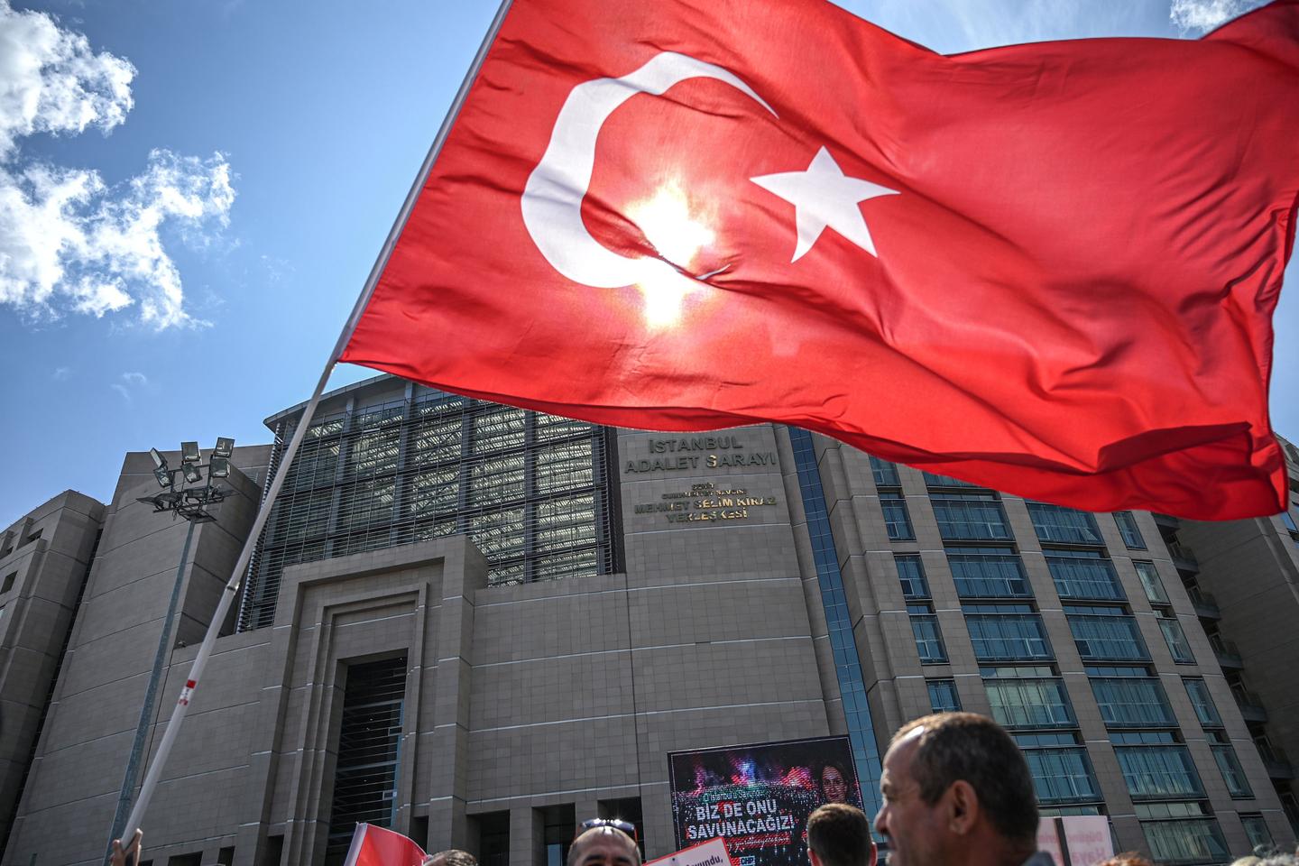 “Turquía es más grande y más respetable que Erdogan, su presidente autoritario”
