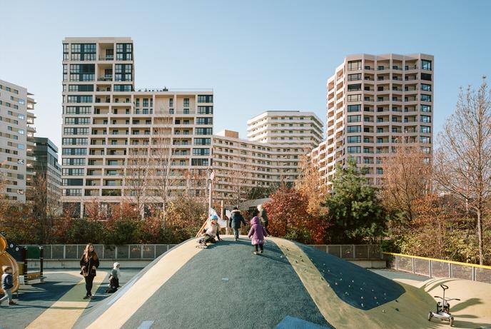 Ilots Prives Espace Public La Delicate Equation Des Architectes