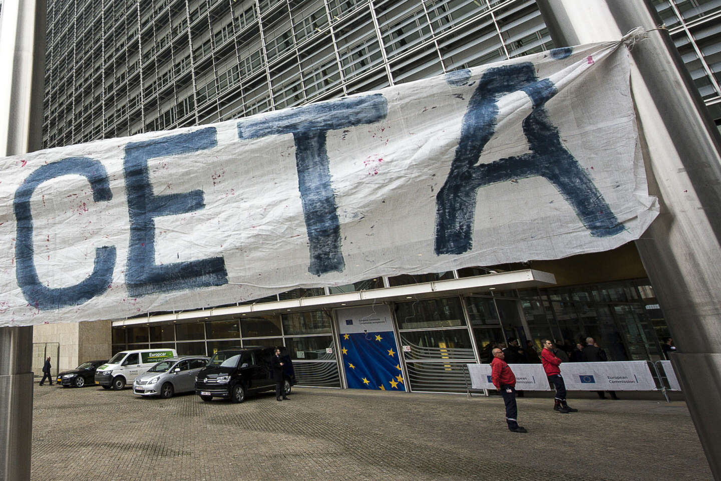 Le CETA, controversé accord de libre-échange avec le Canada, approuvé à l’Assemblée