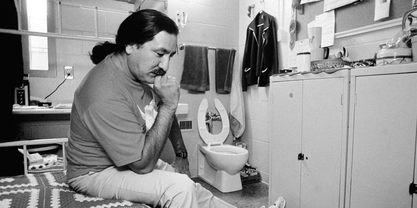 Leonard Peltier L Indien Rebelle Plus Ancien Prisonnier Politique Des Etats Unis