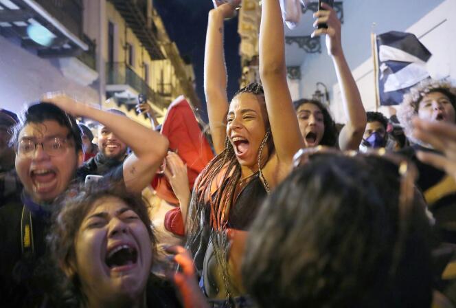 Manifestations de joie à San Juan, la capitale, après l’annonce de la démission du gouverneur de Porto Rico, le 24 juillet.