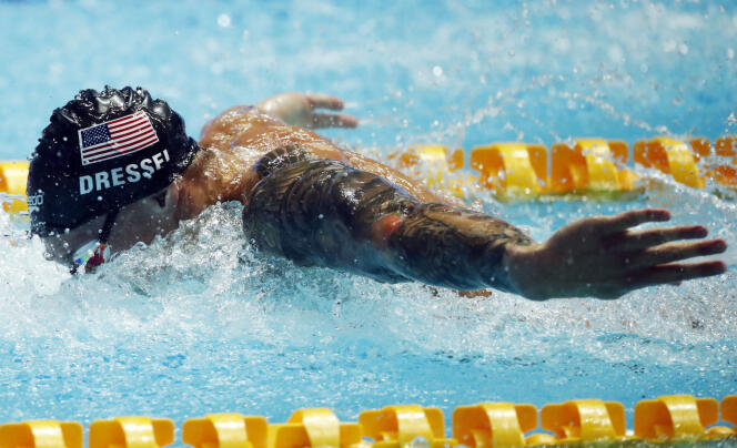 L’Américain Caeleb Dressel a battu le record du monde du 100 mètres papillon en demi-finales le 26 juillet à Gwangju, record jusqu’alors détenu par Michael Phelps.