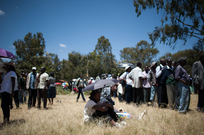 A Karen, quartier chic de Nairobi, les habitants attendent de pouvoir voter aux élections générales kényanes de mars 2013.