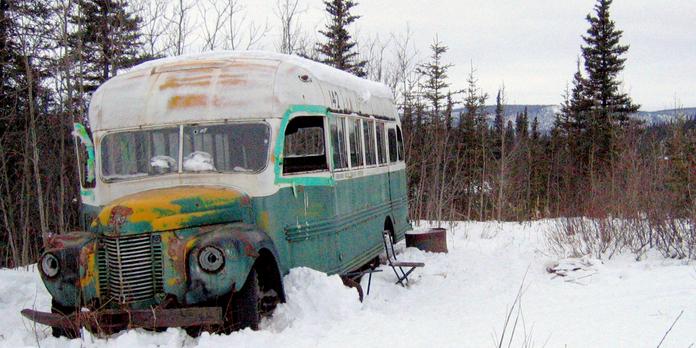 Une Femme Meurt En Essayant De Rejoindre Le Bus D Into The Wild En Alaska
