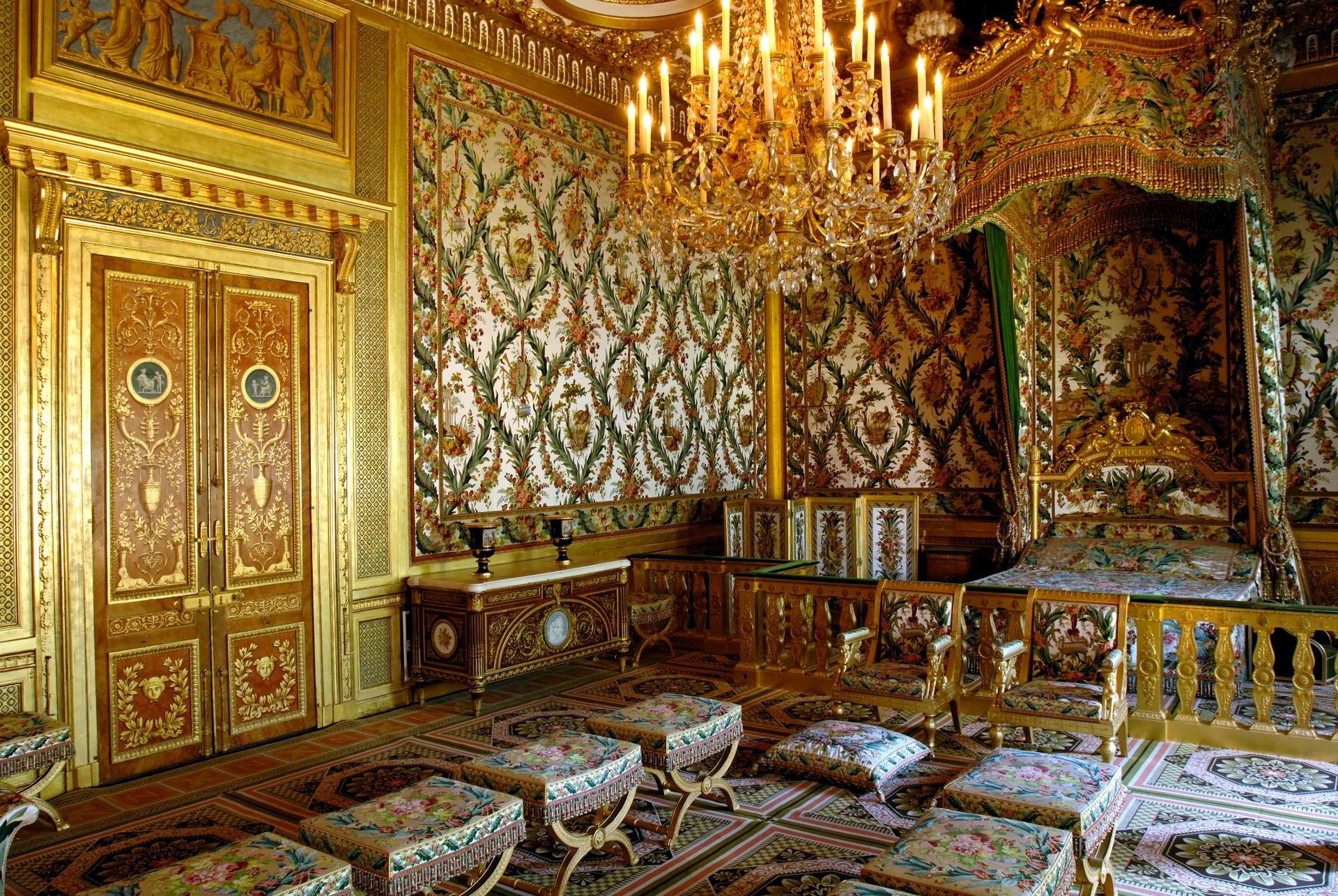 Le lit de Marie-Antoinette a survécu à la Révolution avant de devenir celui de l’impératrice Joséphine.
